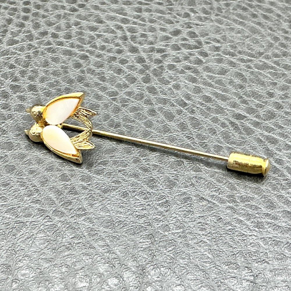 Vintage Stick Pin Love Birds‎ Gold Tone White Inlay Hat Lapel Brooch 2 Inch